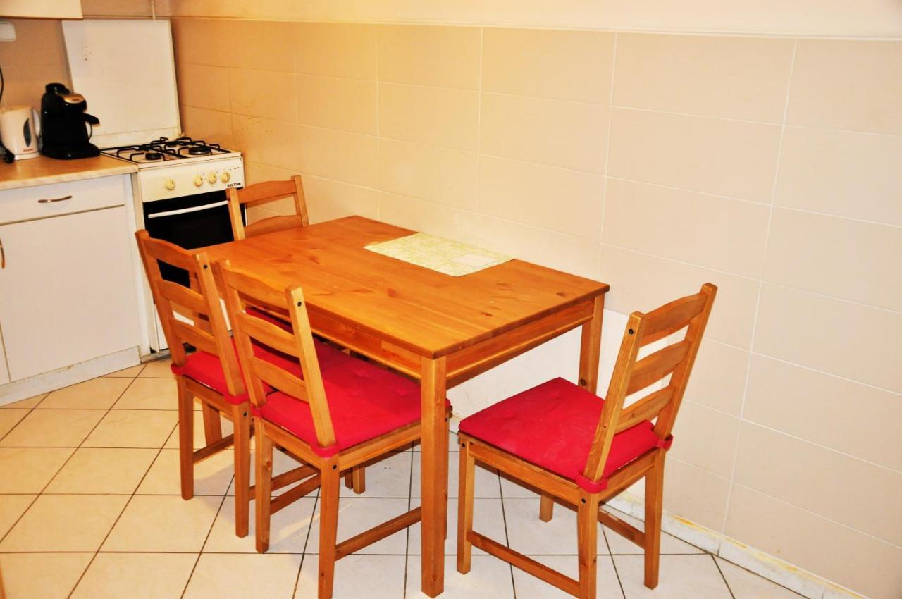 Garibaldi Apartman Boedapest Buitenkant foto