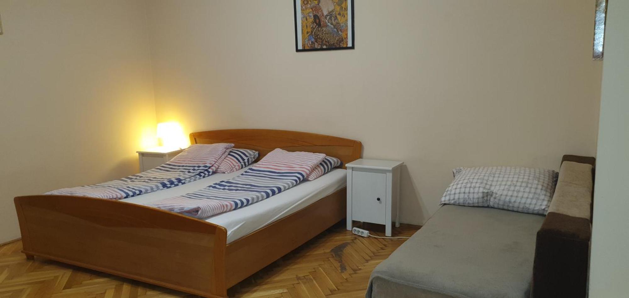 Garibaldi Apartman Boedapest Buitenkant foto